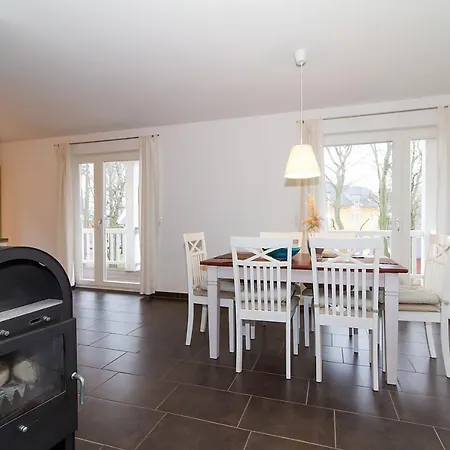W4 2 Apartment Graal-Mueritz